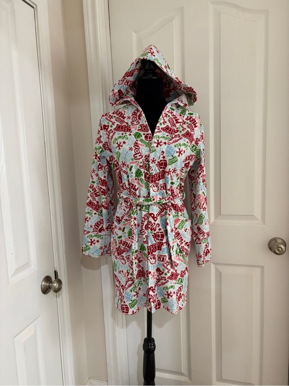 Old Navy Girls Hooded Holiday Robe in White, Red & Green